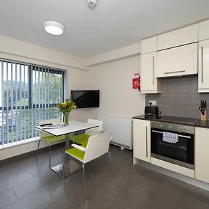 Victoria - Ucc Summer Beds Apartamento